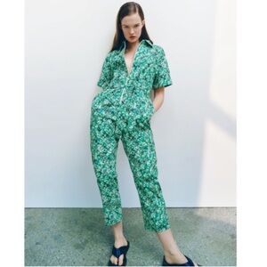 Zara ZIPPERED PRINTED JUMPSUIT Green Bloggers Fav